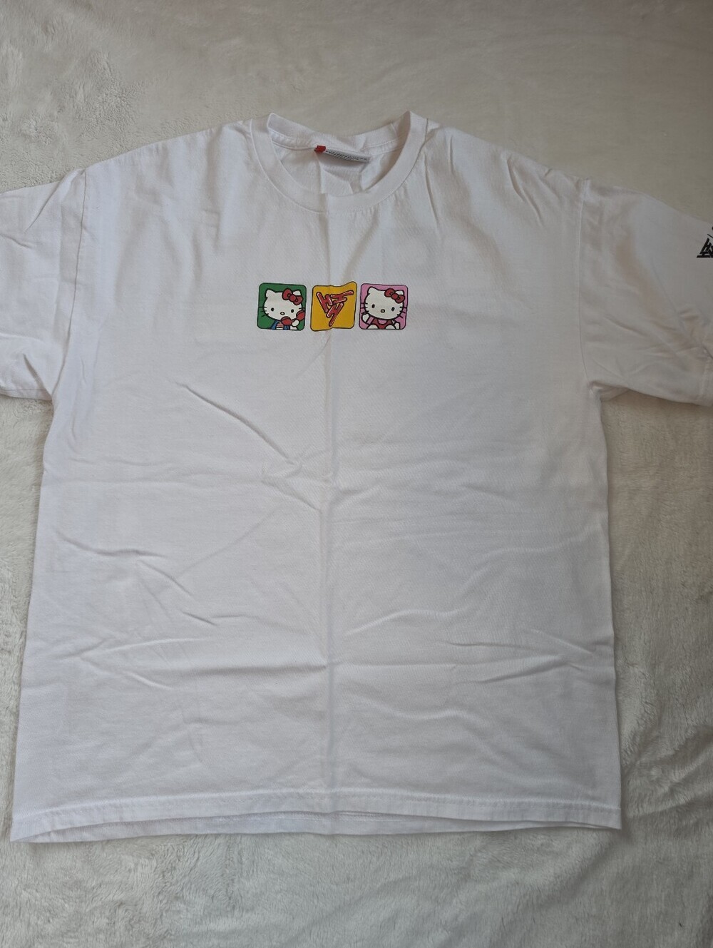 Hypland x Hello Kitty Sanrio Graphic T-Shirt White Toy Blocks Size Large